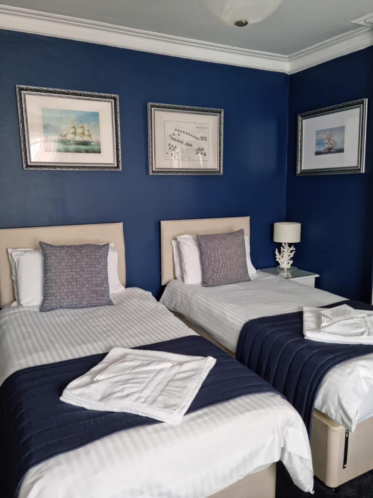 St Vincent Guest House Линтън Екстериор снимка