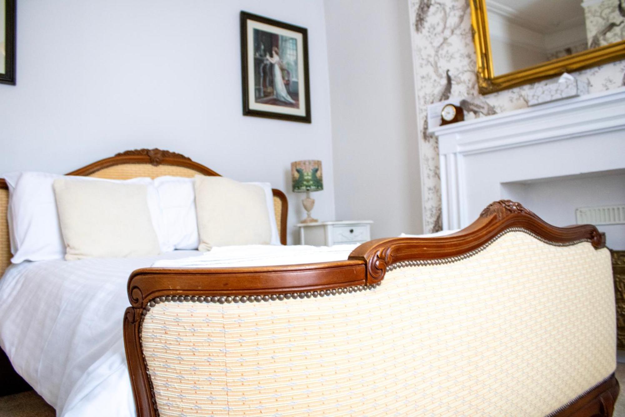 St Vincent Guest House Линтън Екстериор снимка