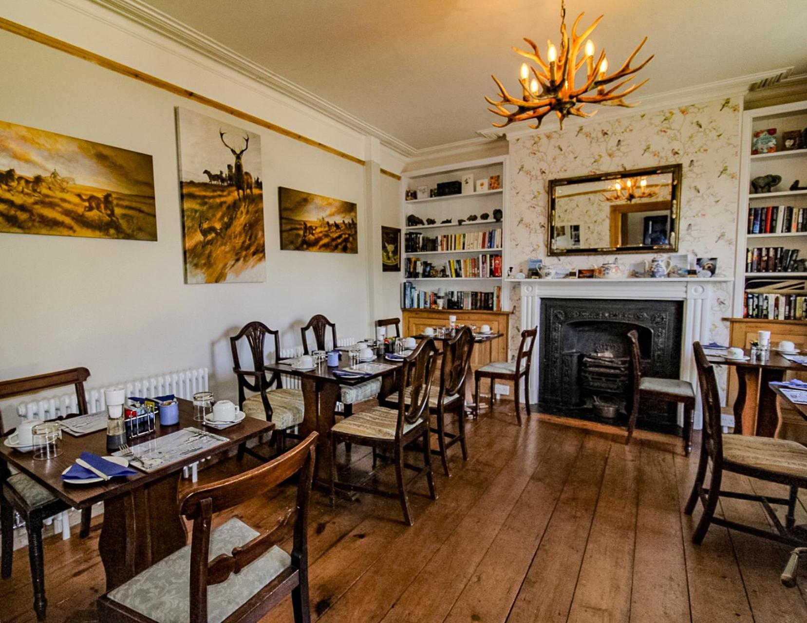 St Vincent Guest House Линтън Екстериор снимка